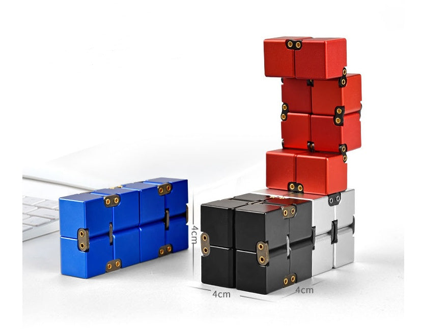 The alloy infinity cube fidget toy and its details up close