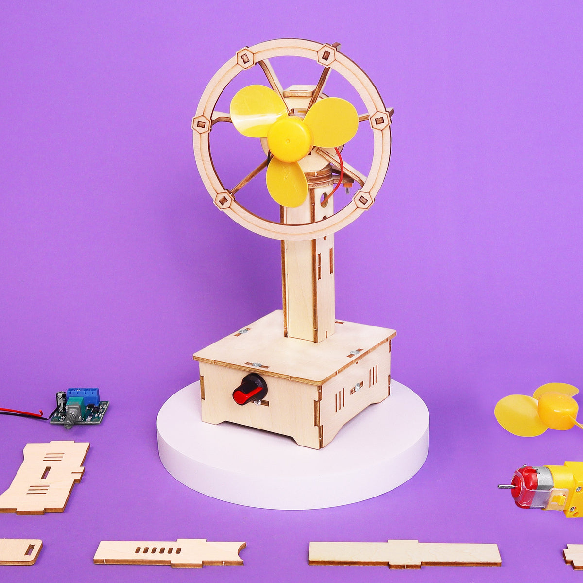 Variable Speed Oscillating Fan DIY STEM Kit by Kitsville, image 1 of 7
