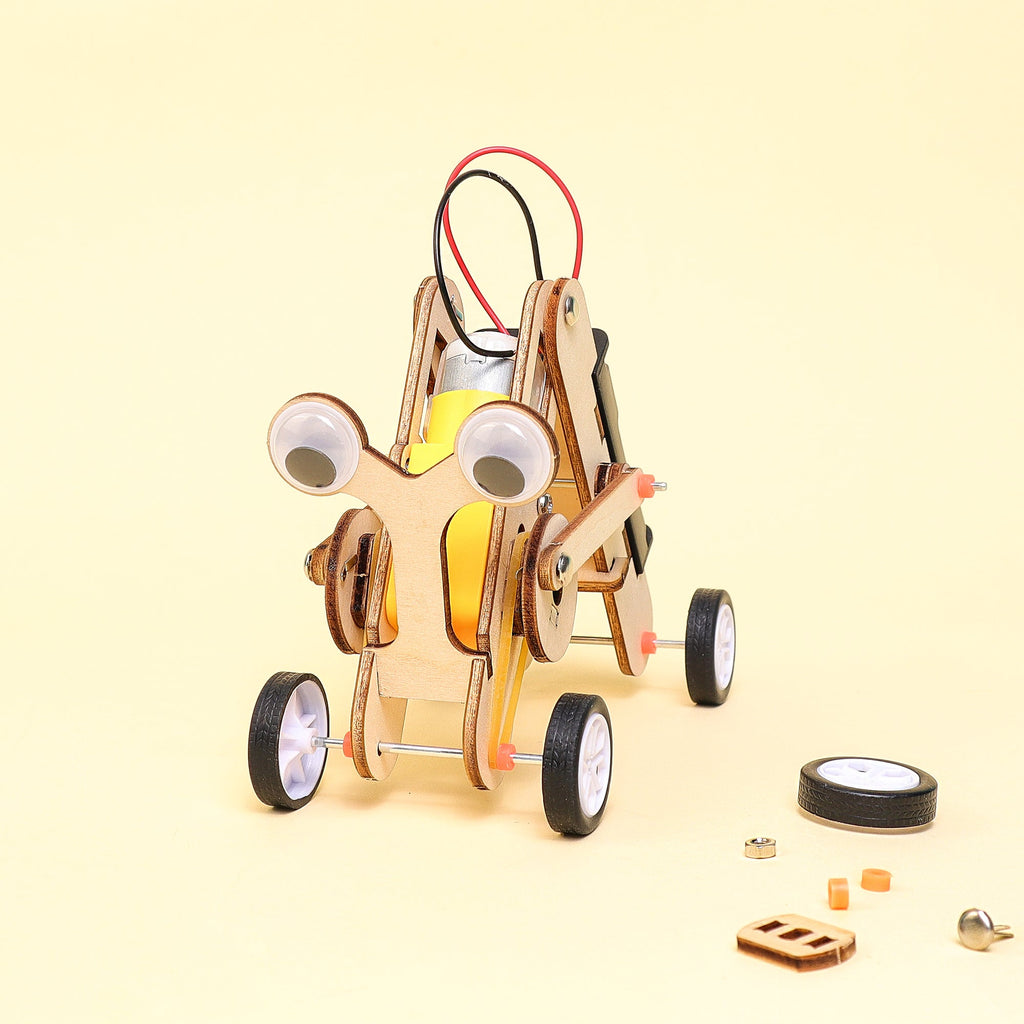 Crawling Bug Robot STEM Kit by Kitsville, image 2 of 7