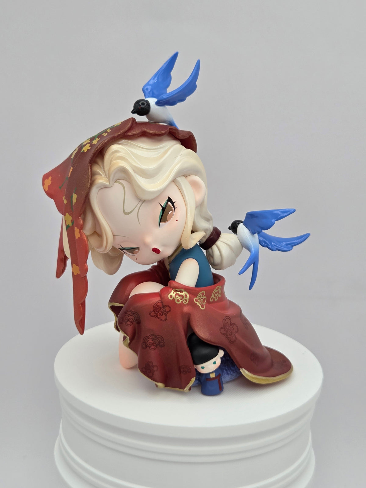 DODI NAMI Night Wander Figure — product photo 3 of 7