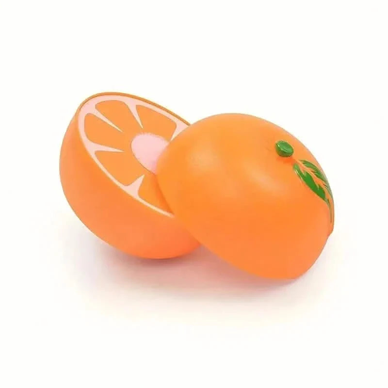 The play food cutting set with fruits and vegetables shown in detail