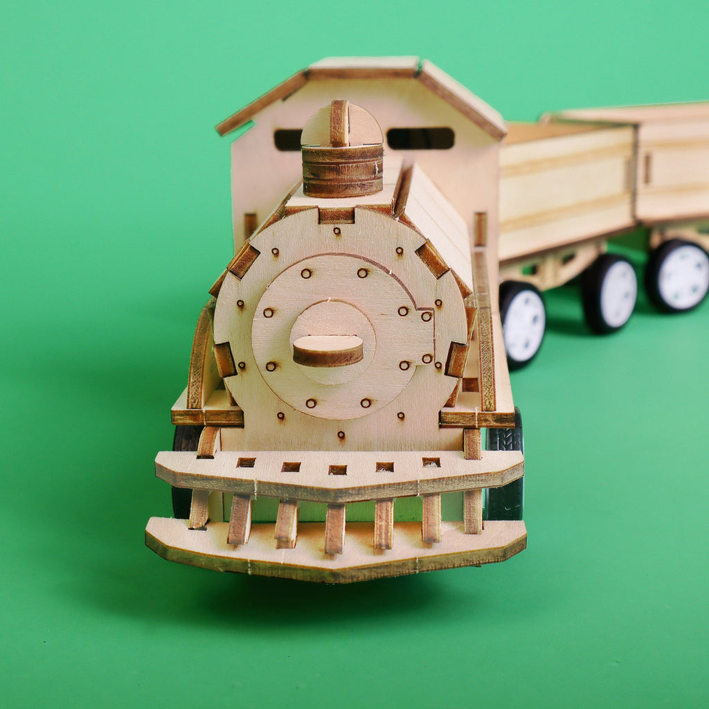Train DIY STEM Kit by Kitsville, image 5 of 6