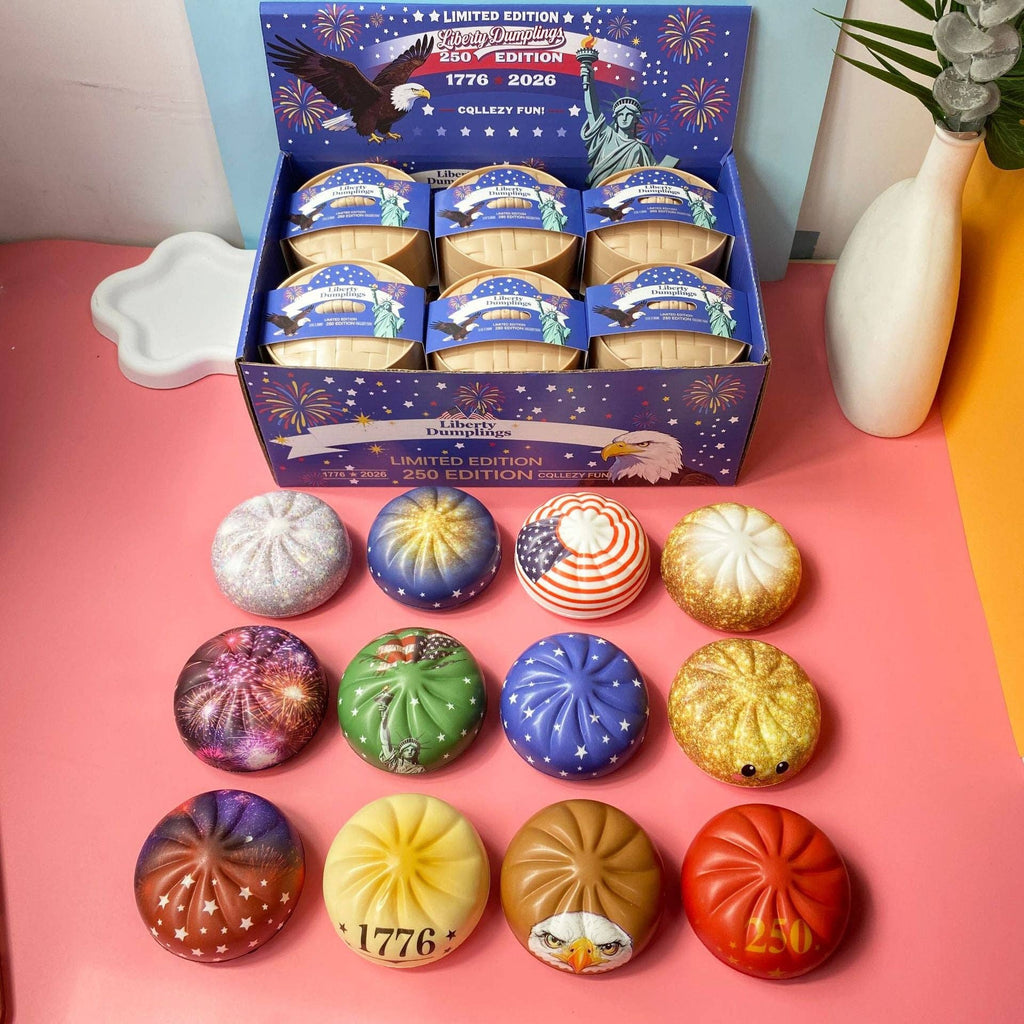 Fourth of July Mystery Dumpling Slow-Rise Squishy Toy - product photo
