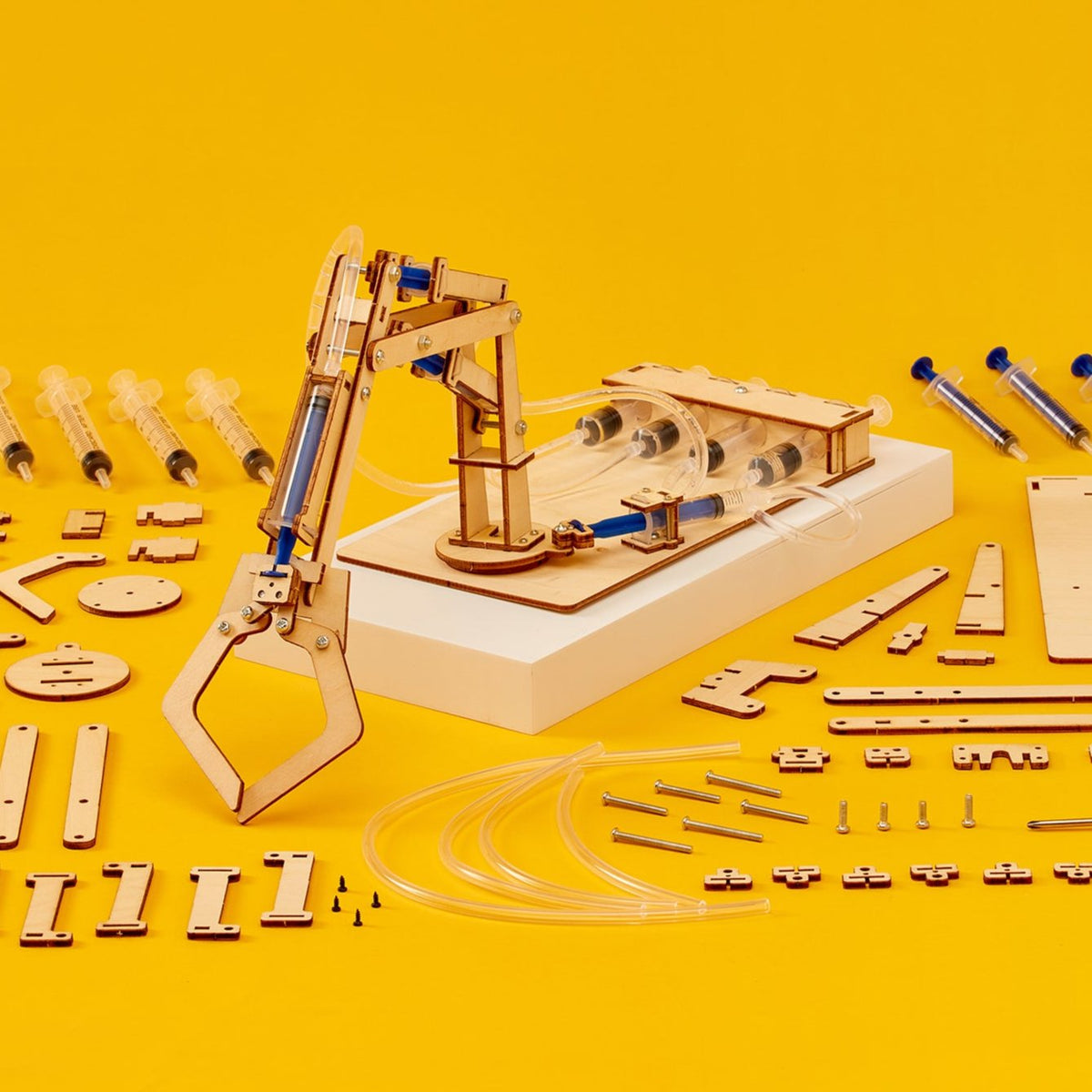 Hydraulic Robotic Arm STEM Kit by Kitsville, image 1 of 5