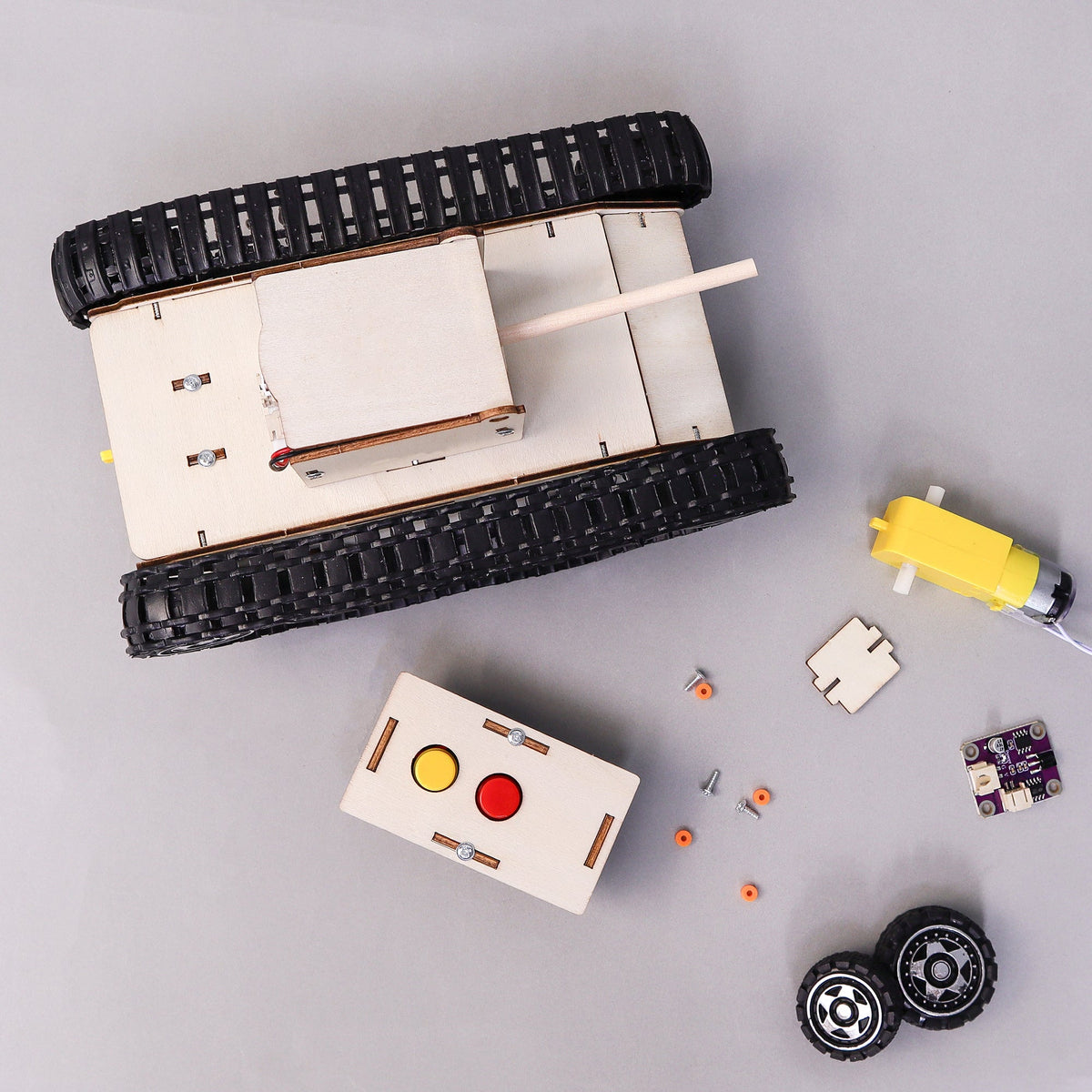 Remote-Controlled Tank DIY STEM Kit by Kitsville, image 8 of 8