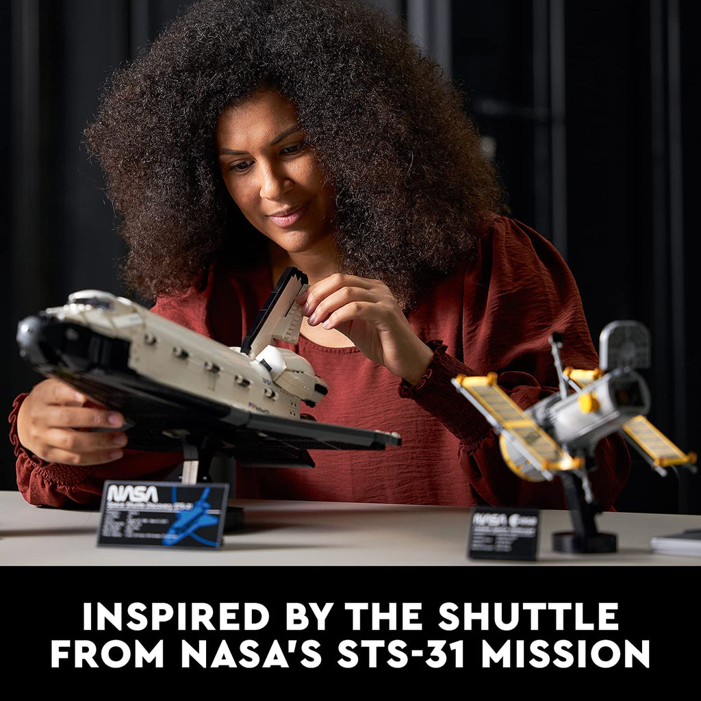 LEGO NASA Space Shuttle Discovery
