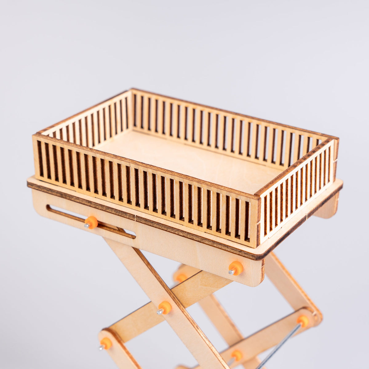 Hydraulic Scissor Lift Model Kit STEM Kit by Kitsville, image 5 of 7
