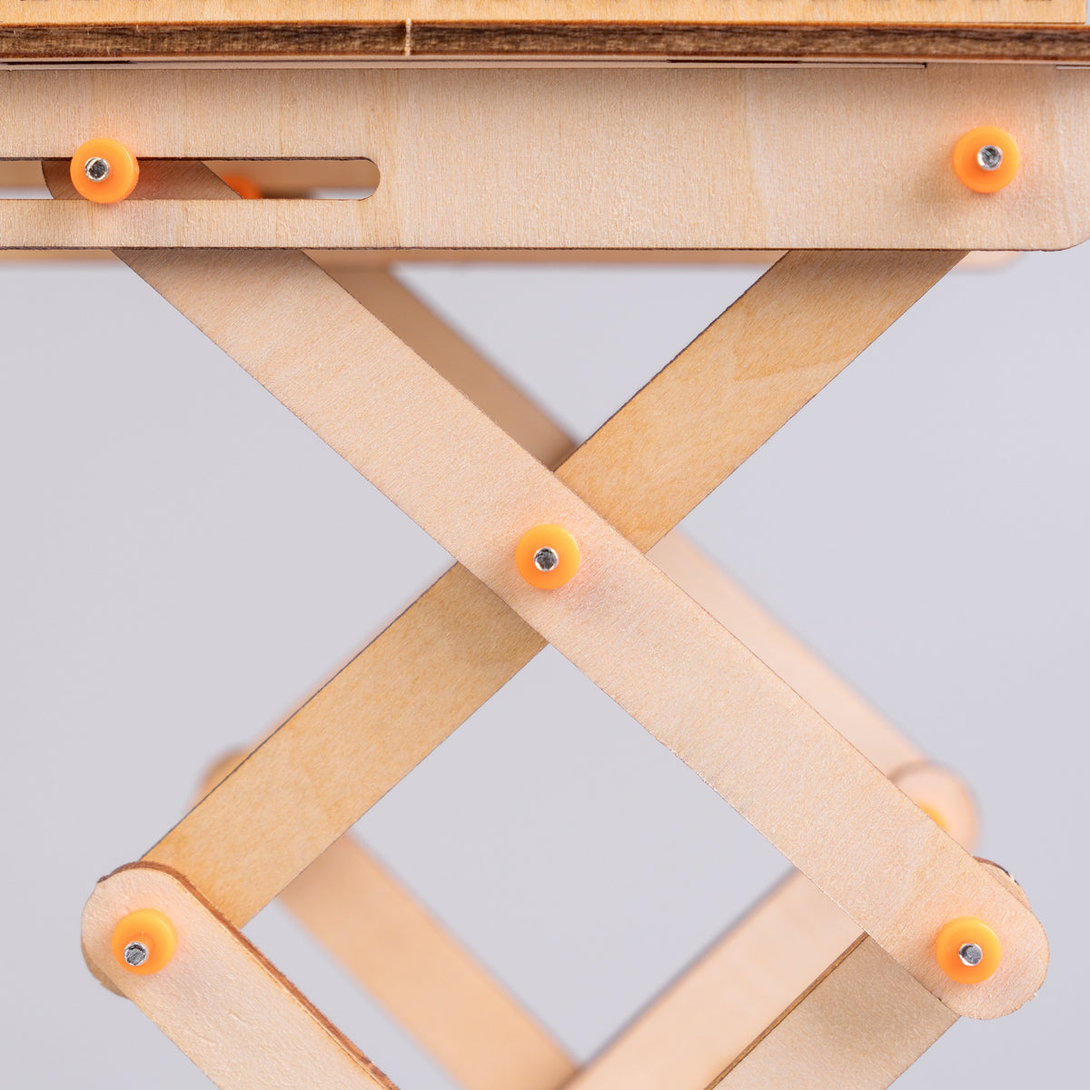 Hydraulic Scissor Lift Model Kit STEM Kit by Kitsville, image 6 of 7