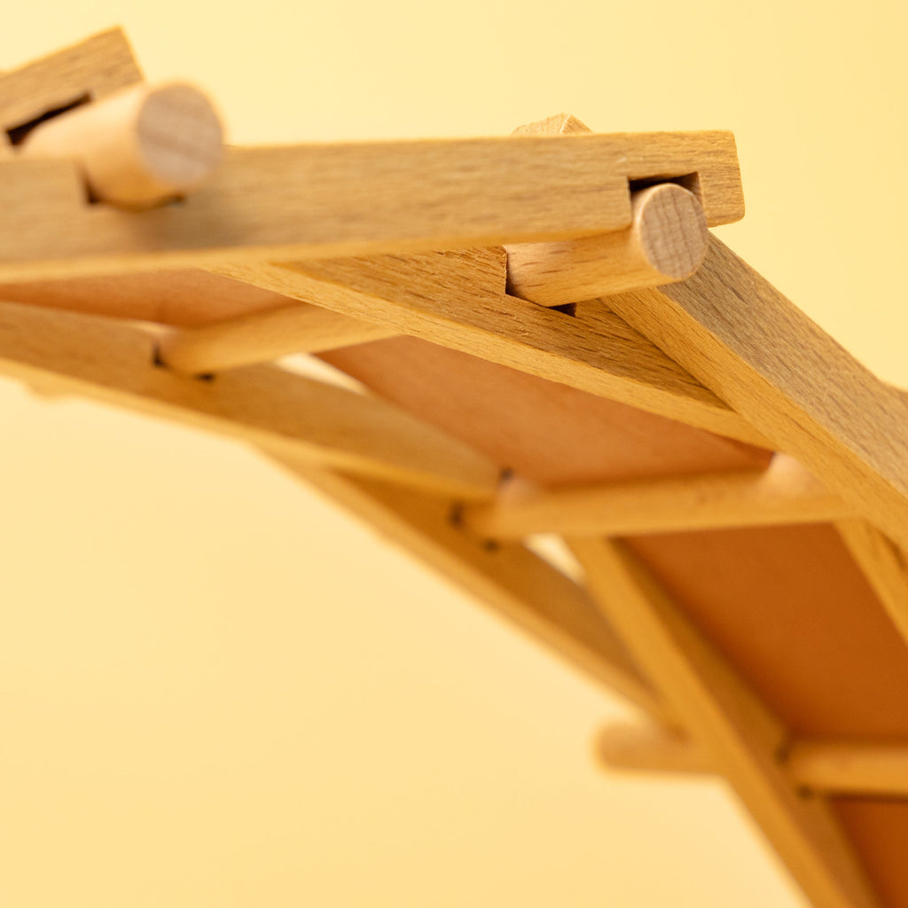 DIY Leonardo da Vinci Self-Supporting Bridge Kit by Kitsville, image 6 of 7