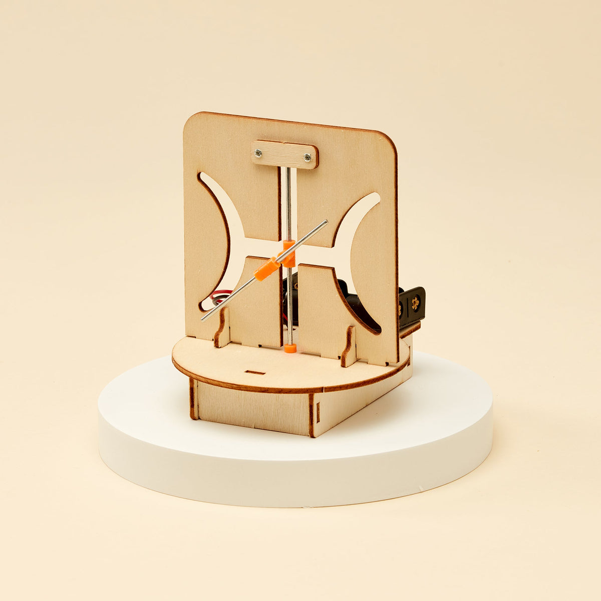 Hyperbola Maker Math & STEM Kit by Kitsville, image 1 of 4