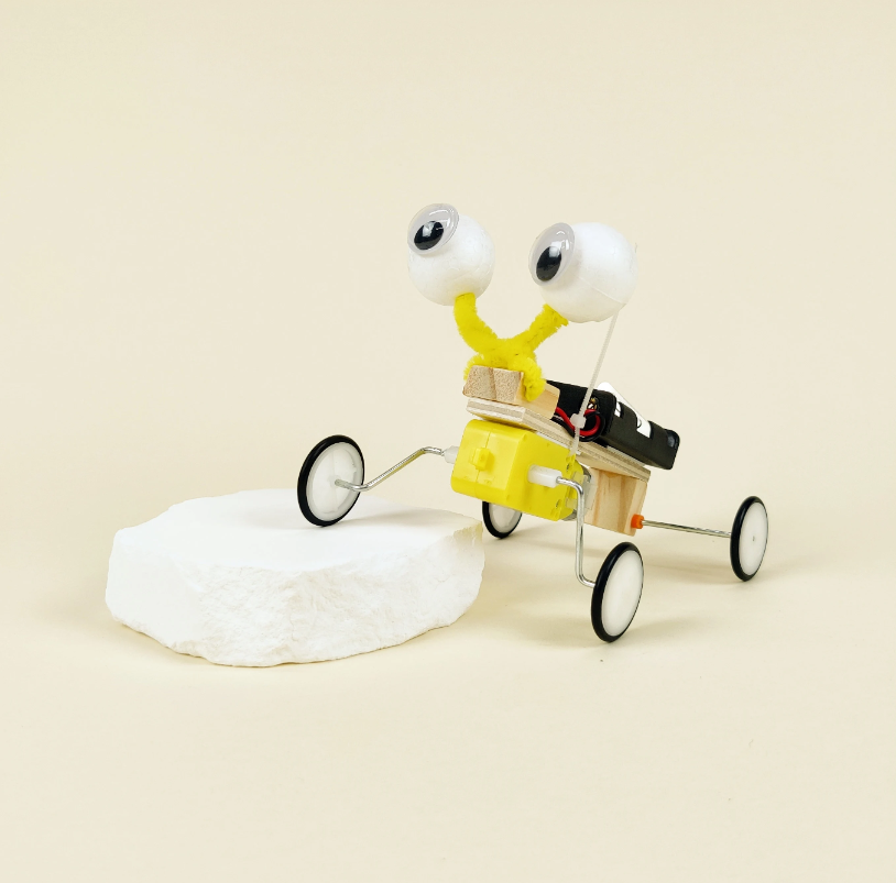 Bug Robot DIY STEM Kit by Kitsville, image 8 of 8
