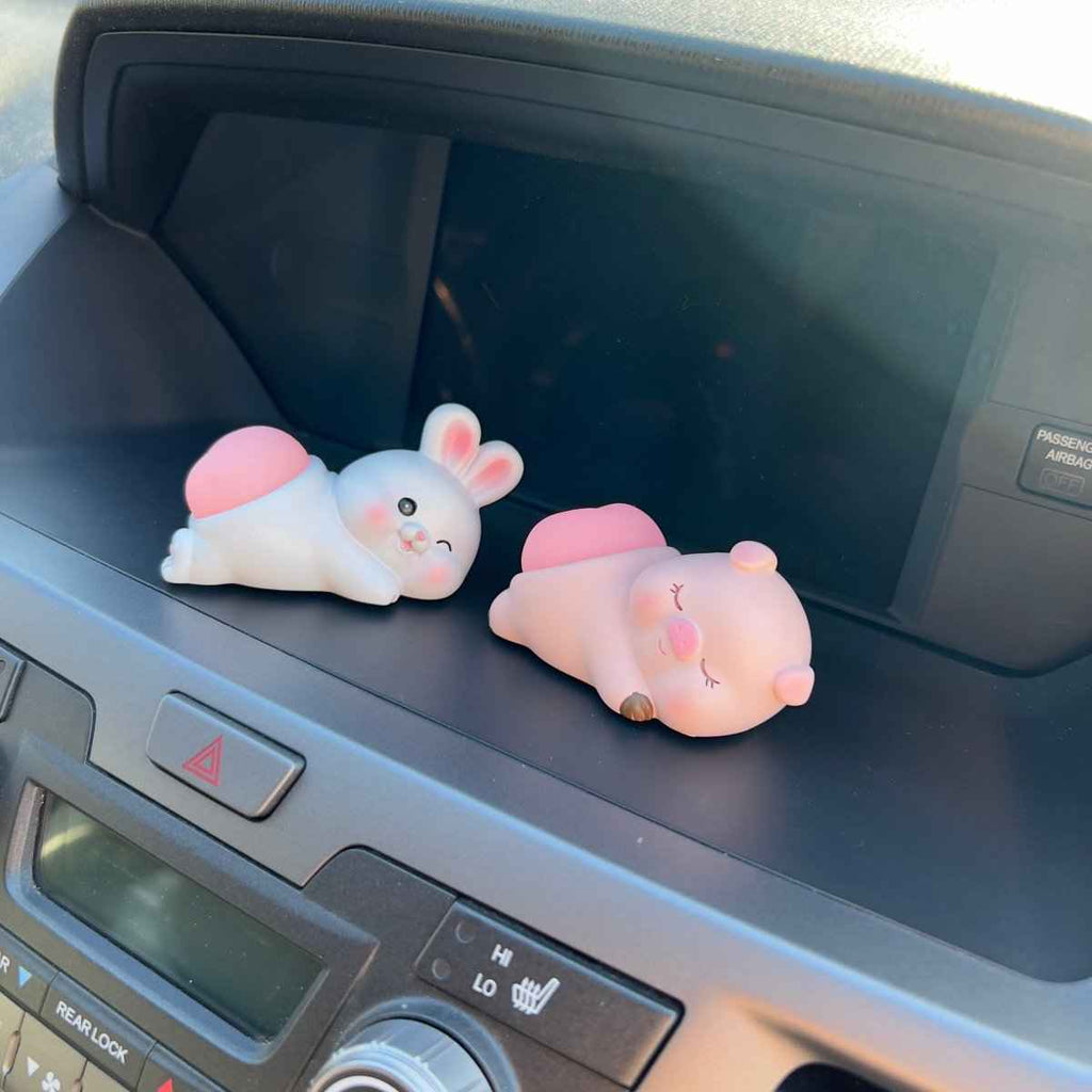 Wobble Animal Car Charm — product photo 8 of 13