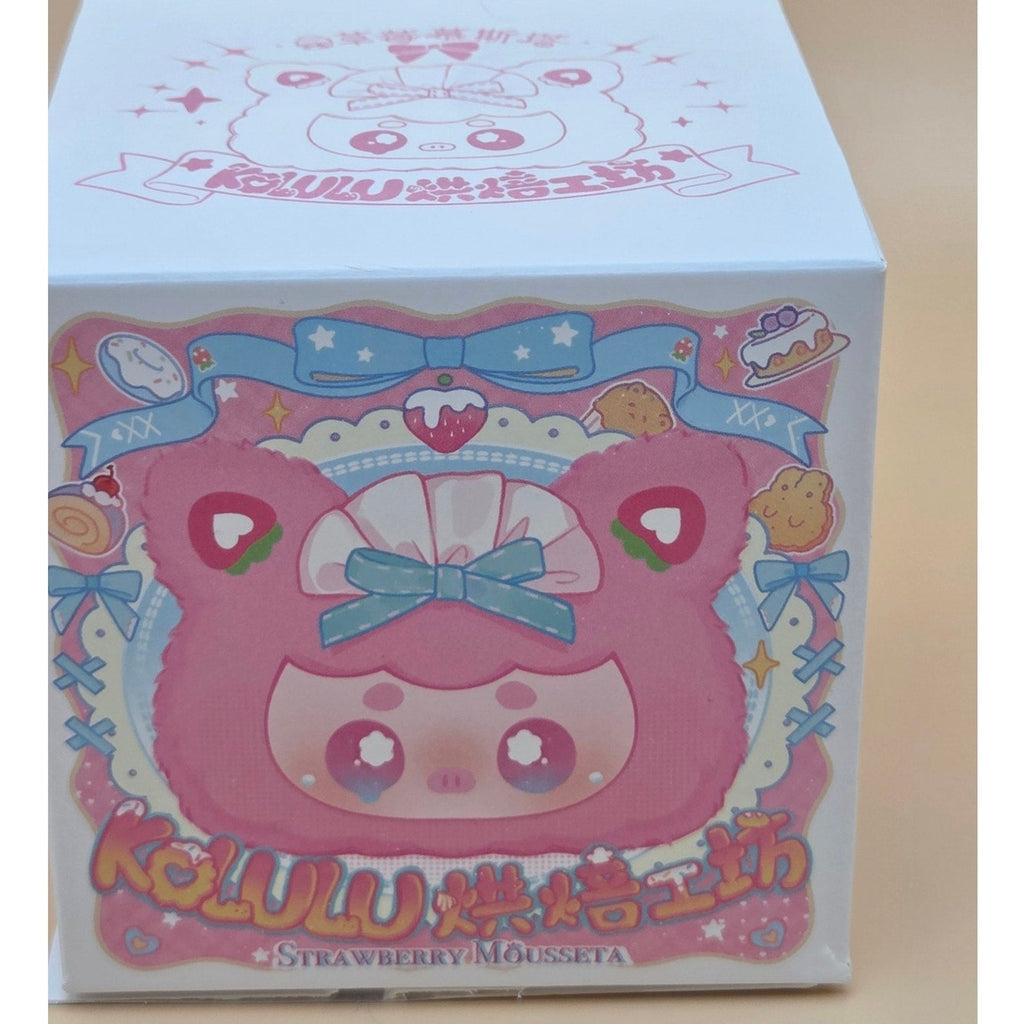 Koululu Strawberry Mousseta Figure — product photo 2 of 3