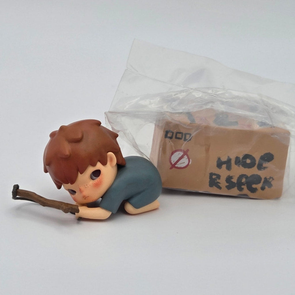Hirono Echo Figure — Caught You — product photo 1 of 3