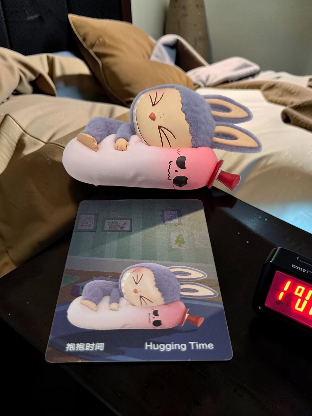 The Monster's 1:00 am figures Figure — product photo 6 of 16